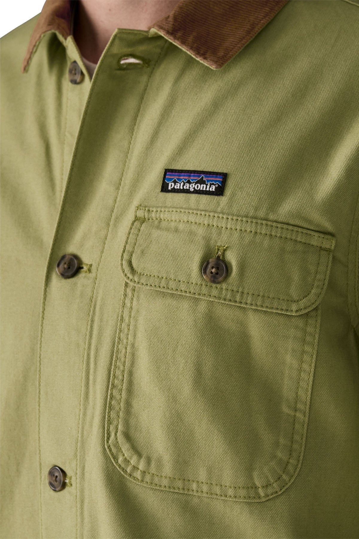 PATAGONIA - Men's Point Reyes Canvas Jacket - Gumtree Green - BACKYARD