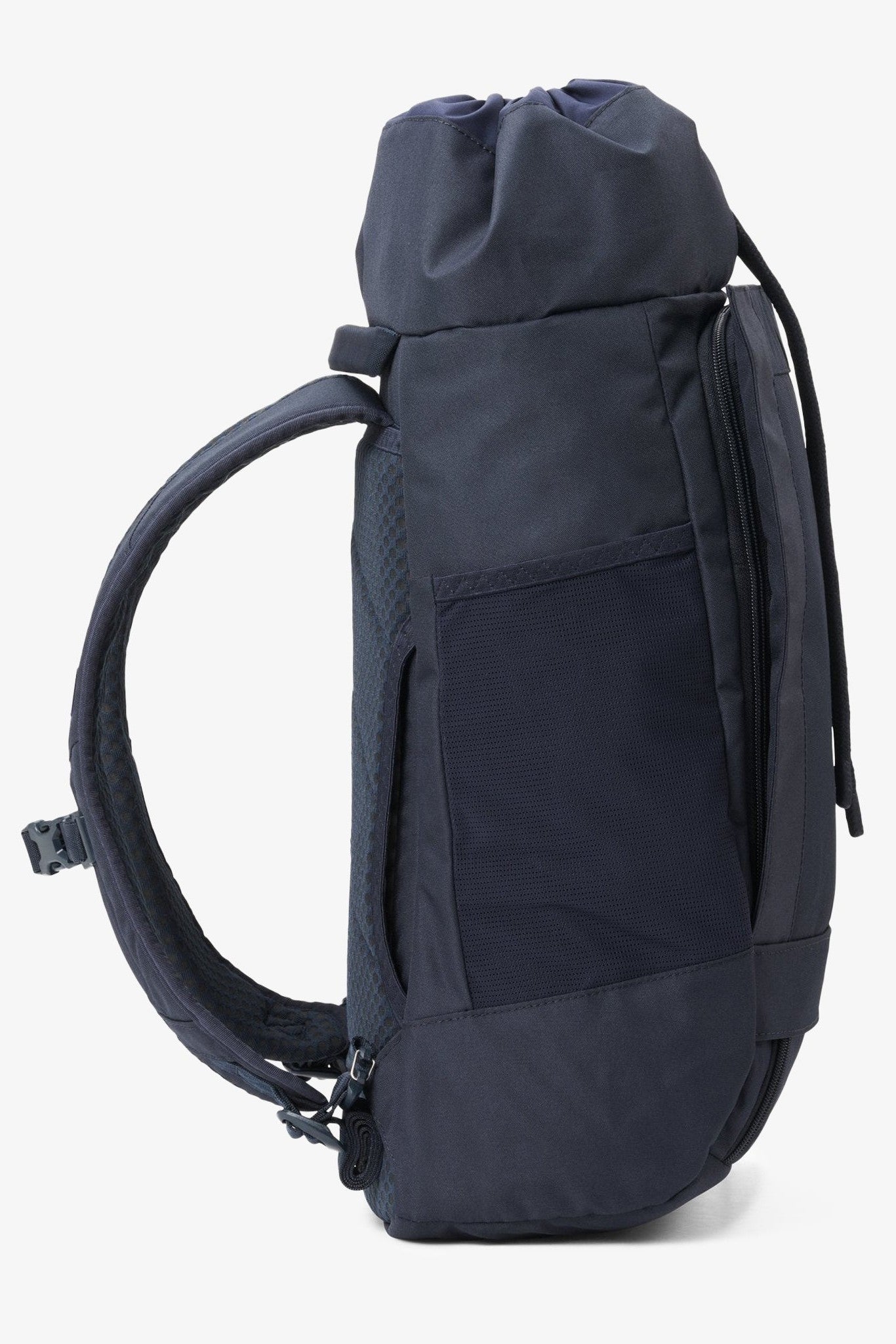 PINQPONQ - Blok Medium - Fjord Navy - BACKYARD