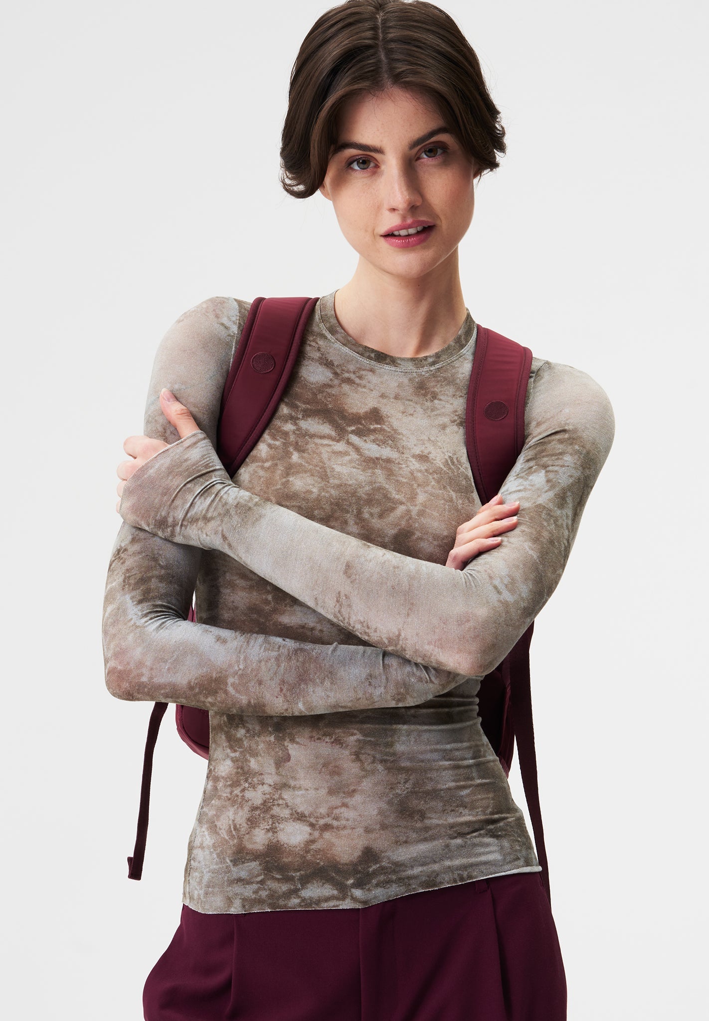 PINQPONQ - Komo - Changeant Glazed Red - BACKYARD