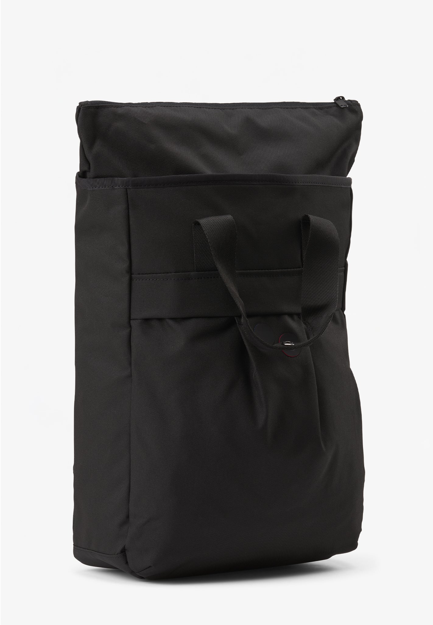 PINQPONQ - Komo - Rooted Black - BACKYARD