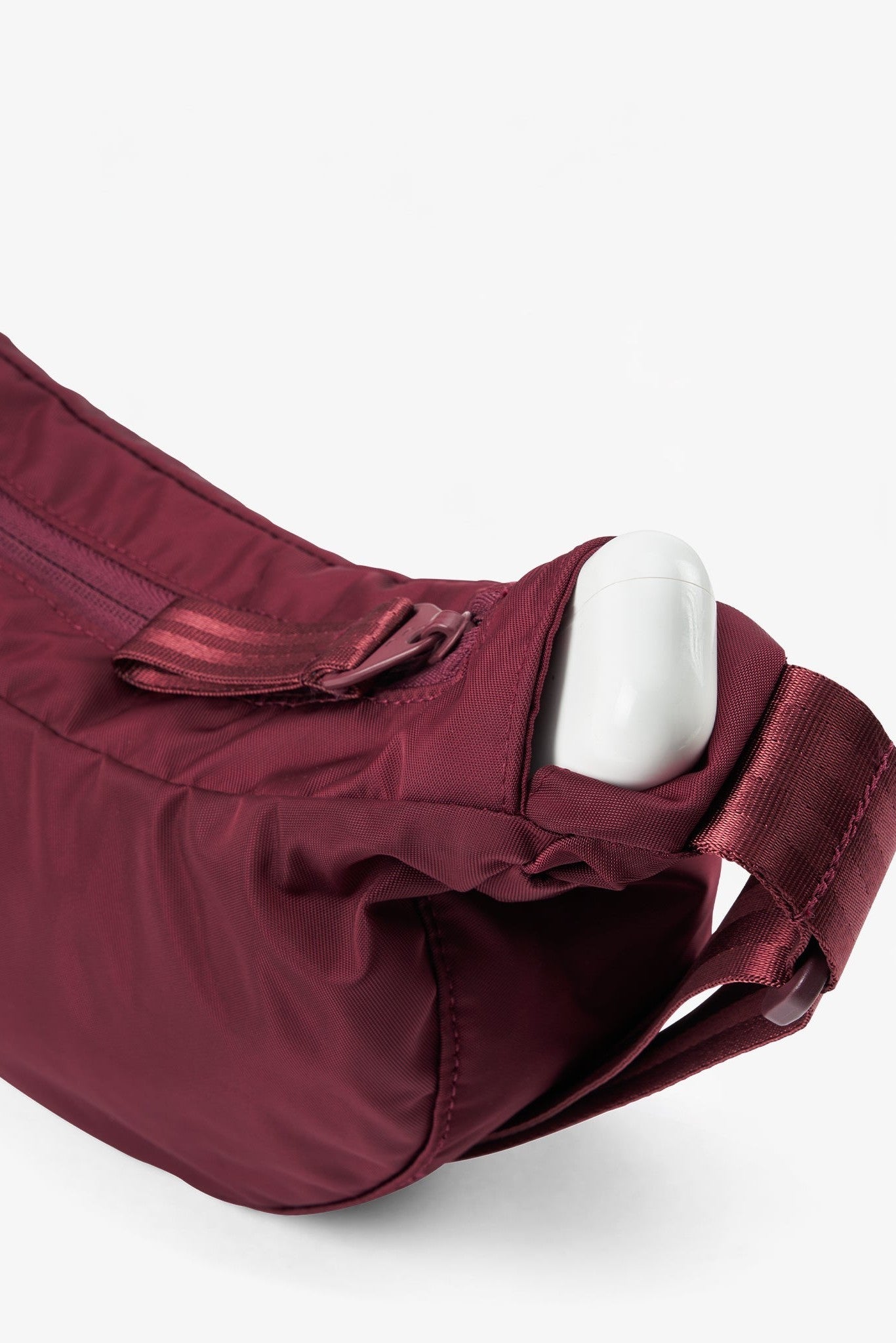 PINQPONQ - Krumm Small - Changeant Glazed Red - BACKYARD