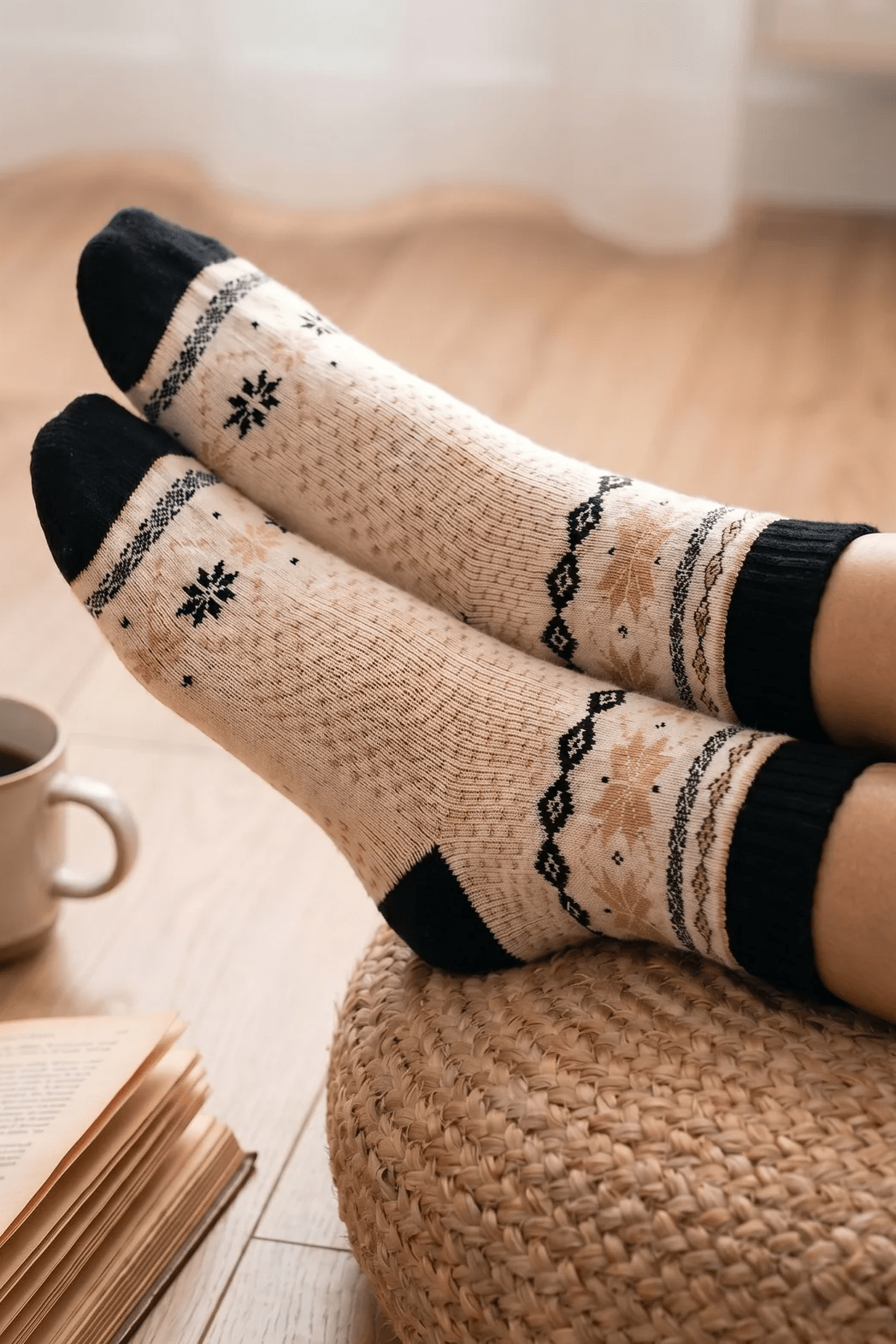 POLAR STAR-Aggende Nordic Socks-Aggende Snowflake-BACKYARD