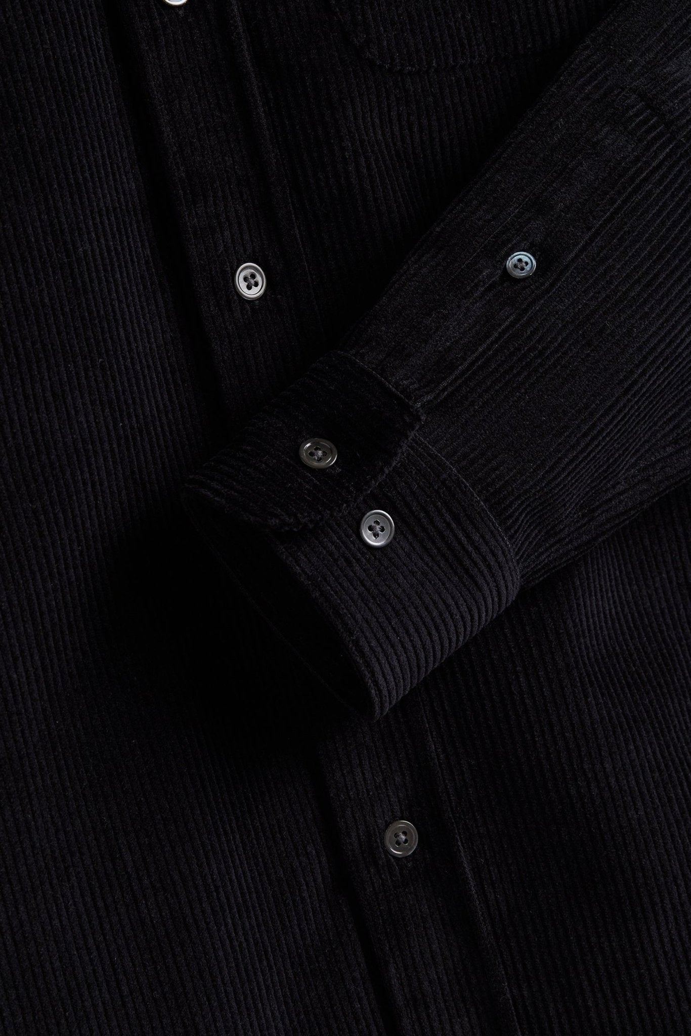 PORTUGUESE FLANNEL-Lobo-Black-BACKYARD