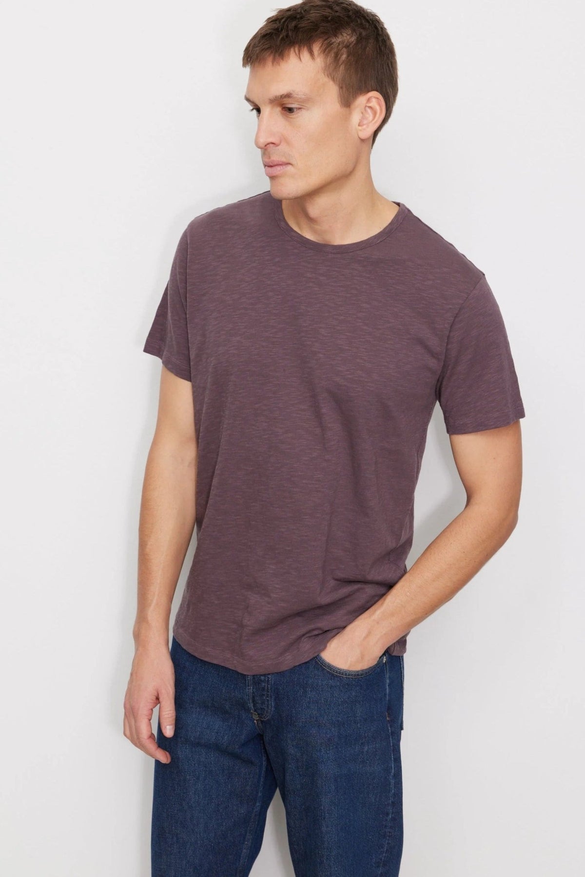 RECOLUTION-Bay-Dark Grape-BACKYARD
