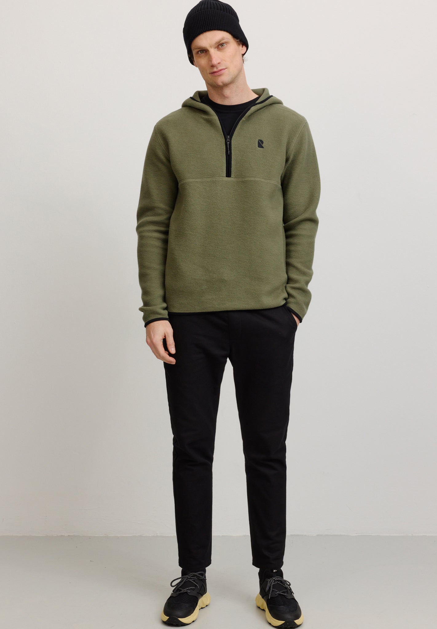 RECOLUTION - Caimito - Dark Khaki - BACKYARD