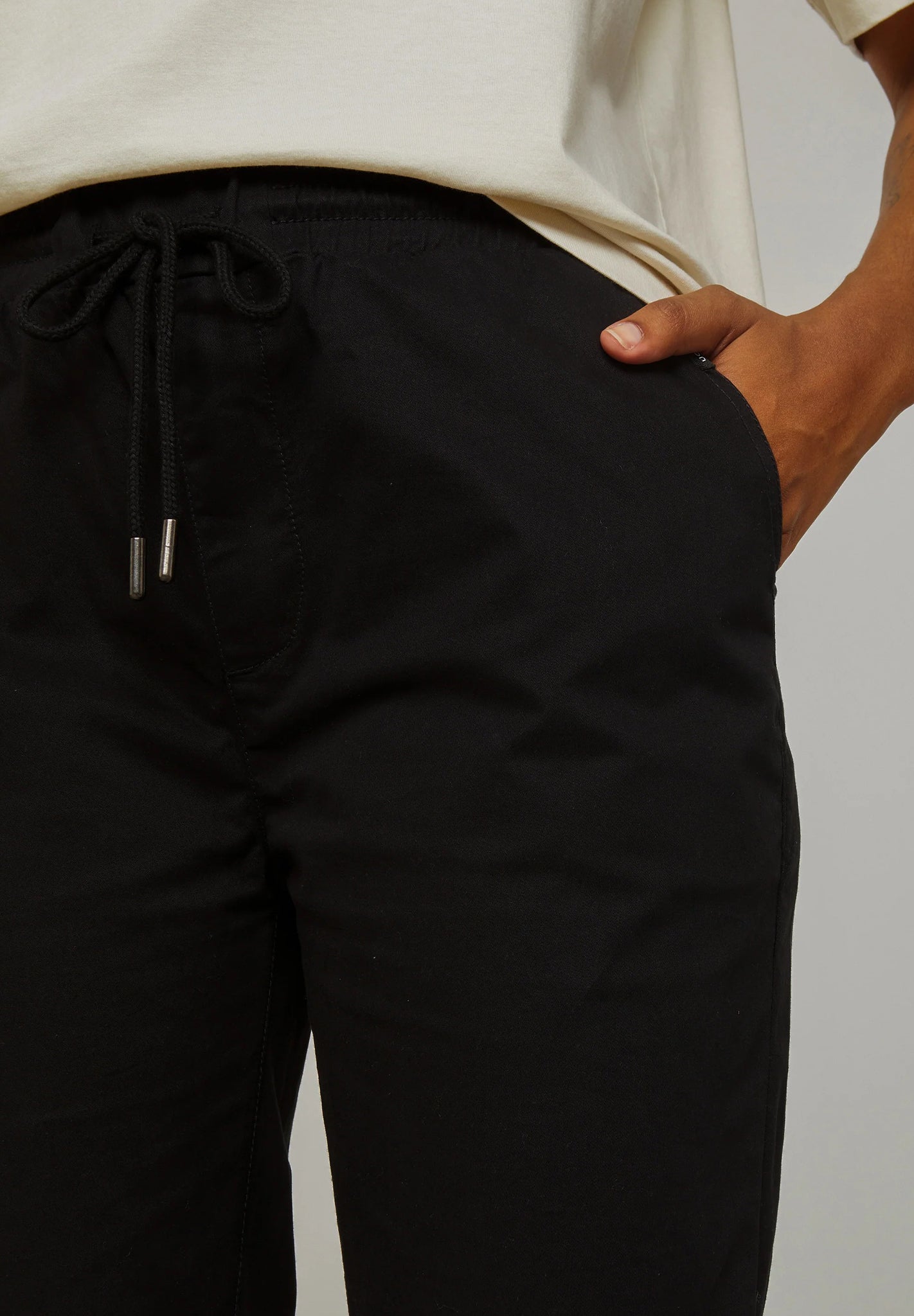 RECOLUTION - Calathea - Black - BACKYARD