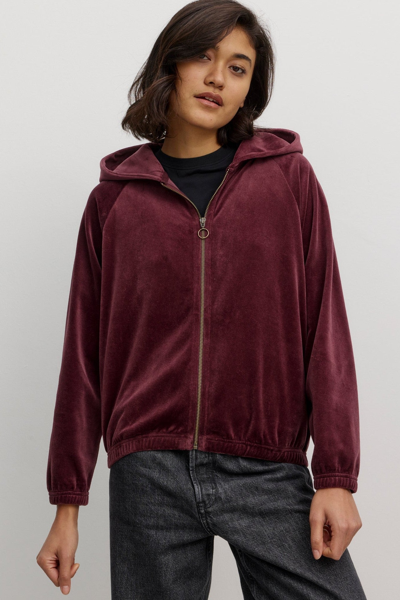 RECOLUTION - Heliconia - Dark Plum - BACKYARD