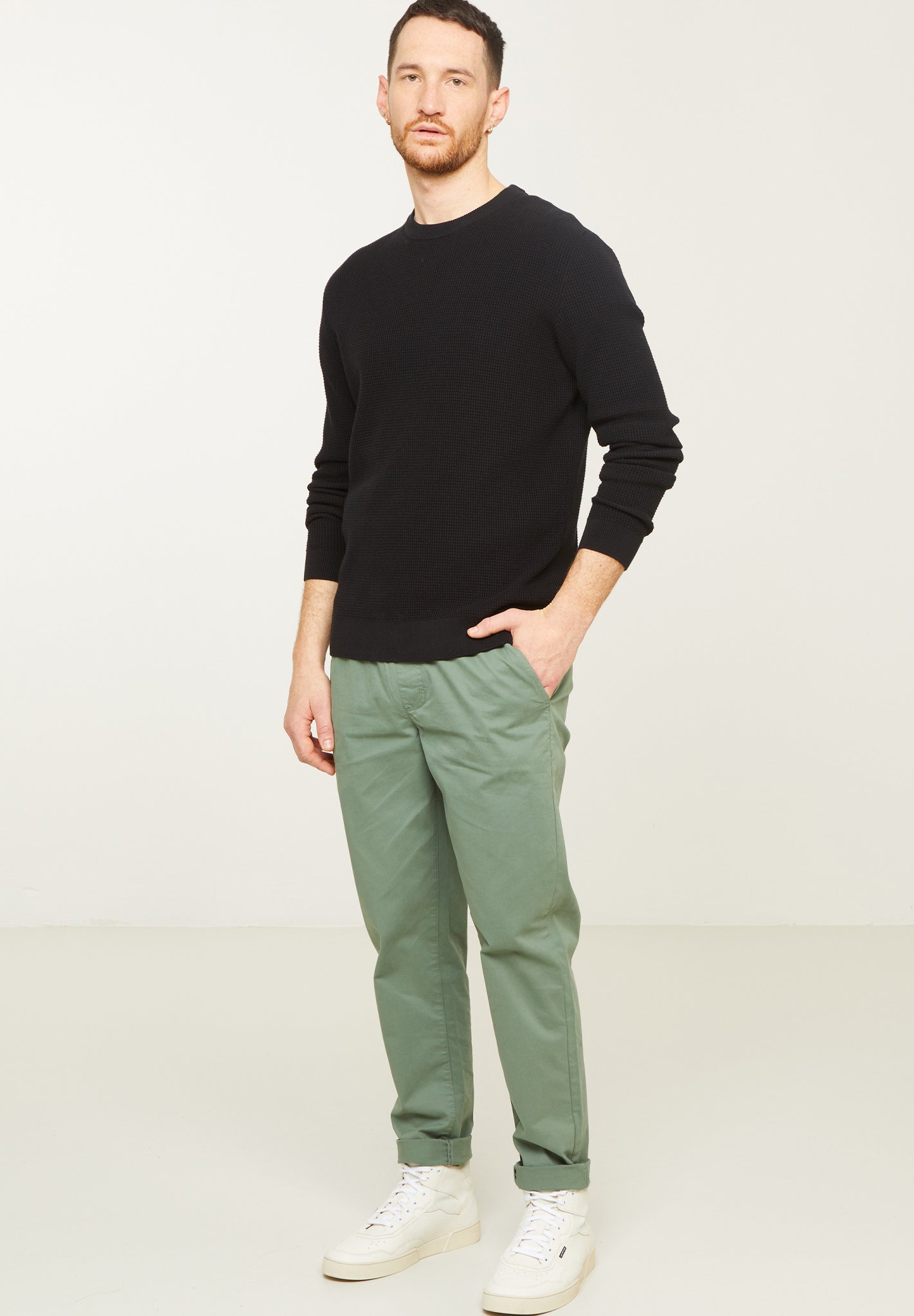 RECOLUTION - Lupin - Black - BACKYARD