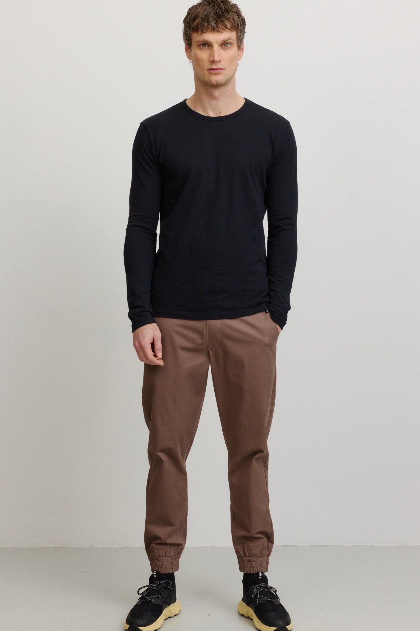 RECOLUTION - Maca - Black - BACKYARD