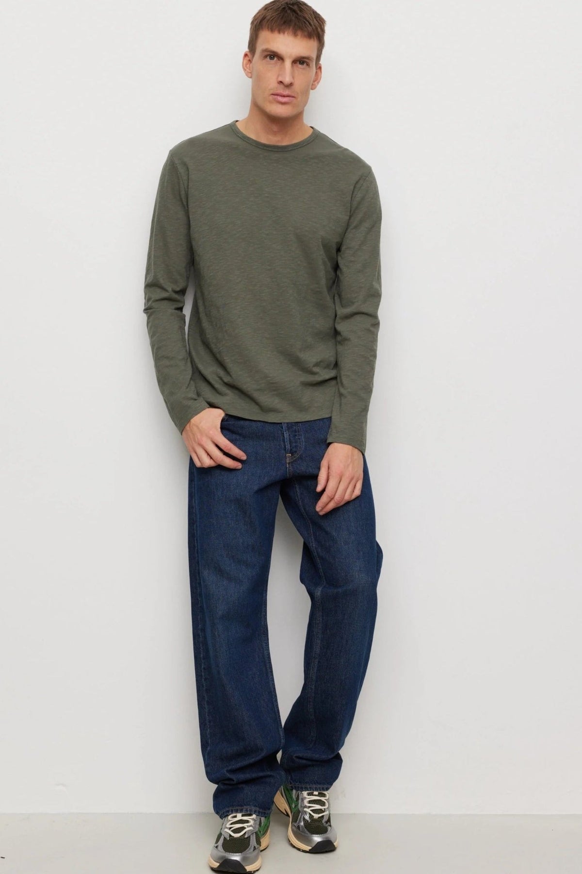 RECOLUTION-Maca-Dark Khaki-BACKYARD