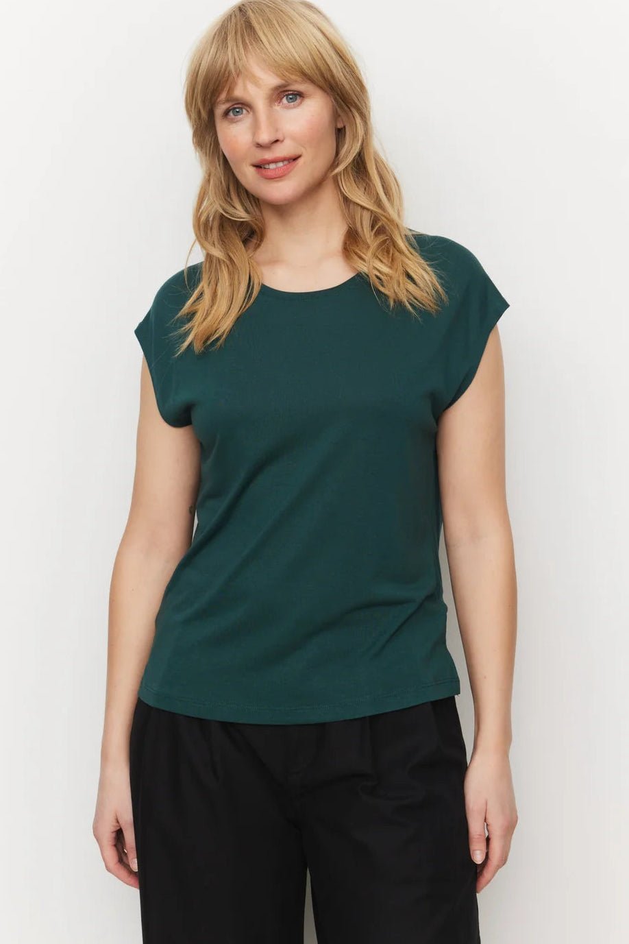 RECOLUTION-Mithila-Deep Green-BACKYARD