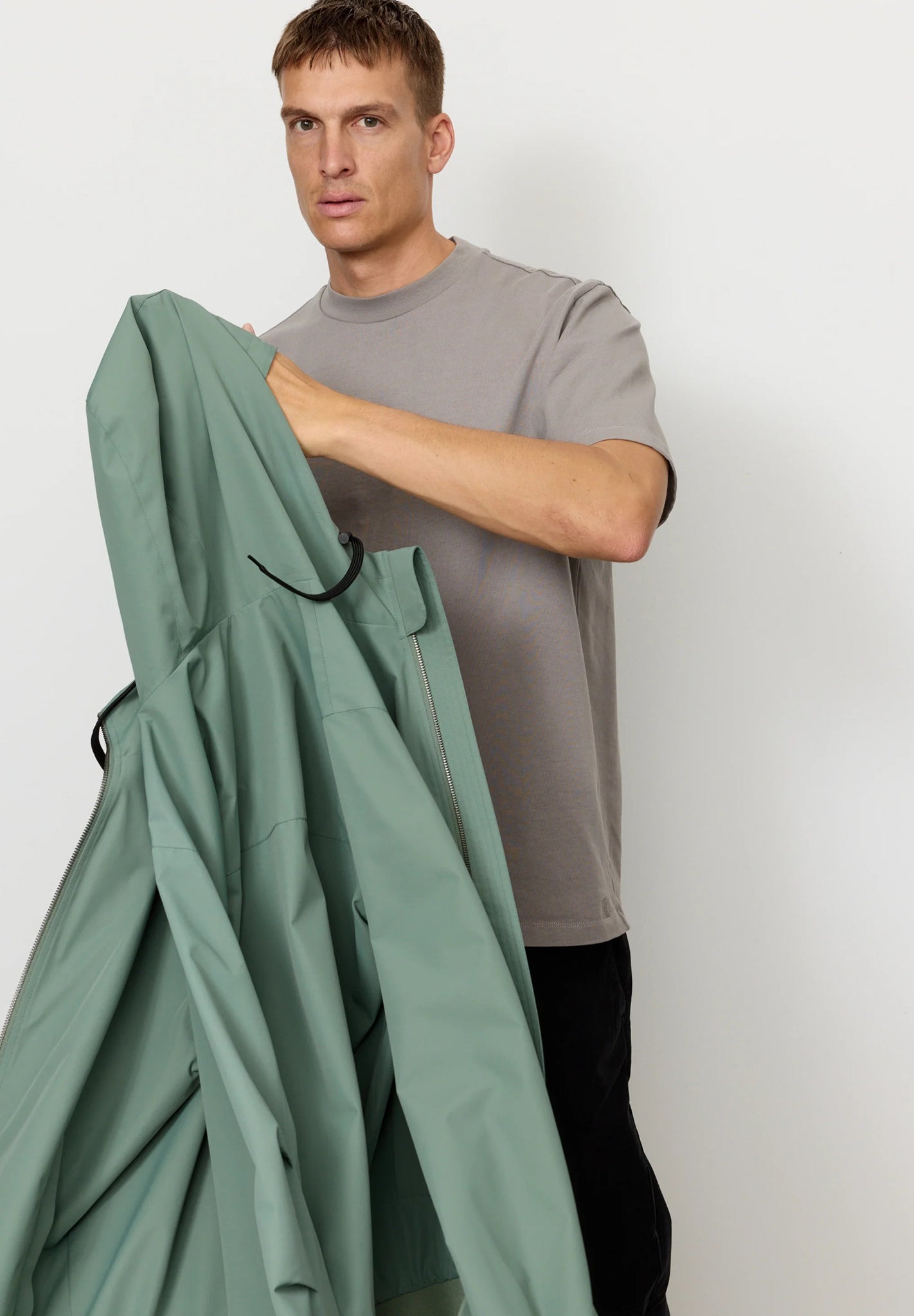 RECOLUTION - Pistachio - Khaki - BACKYARD