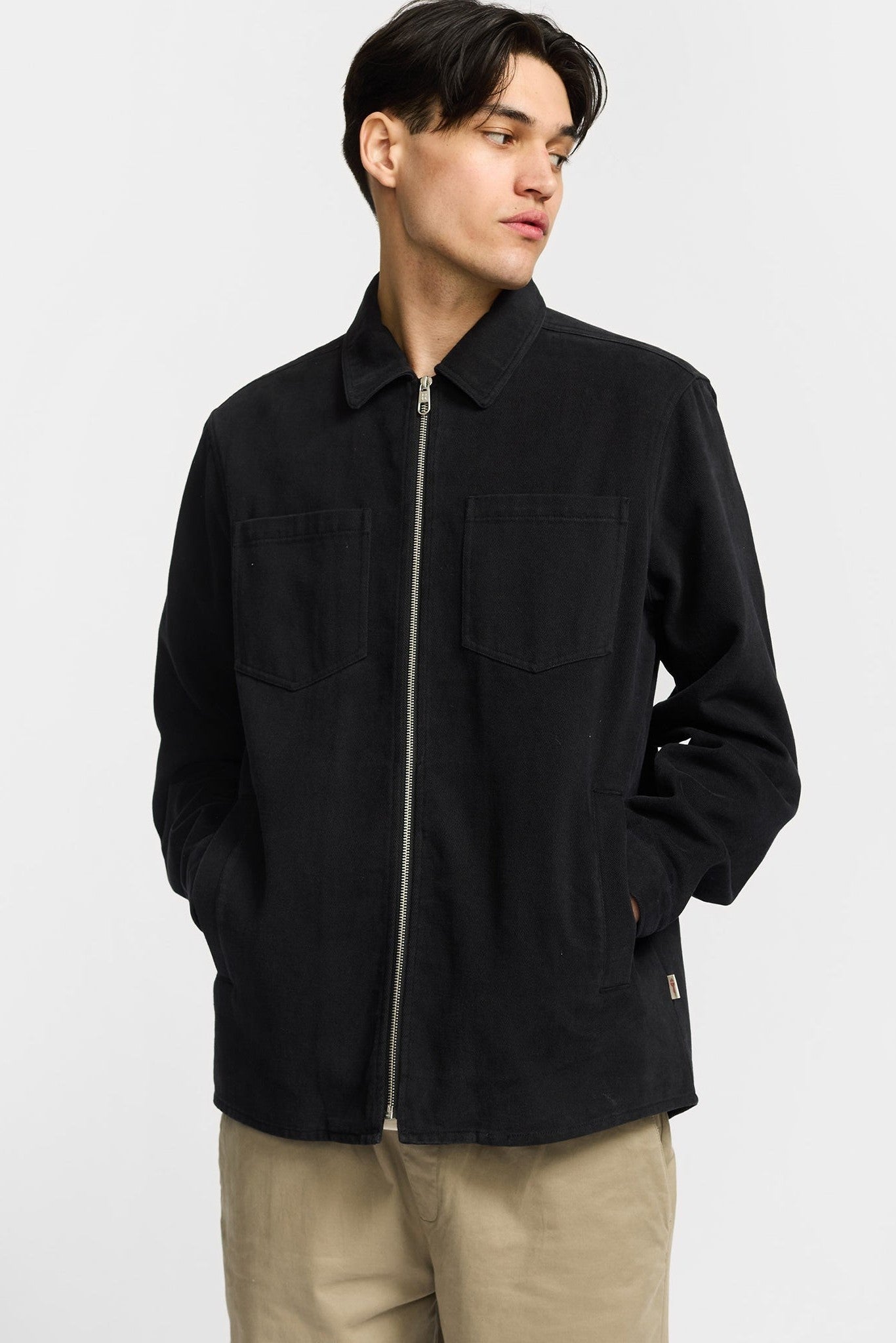 REVOLUTION - 3922 Overshirt - Black - BACKYARD