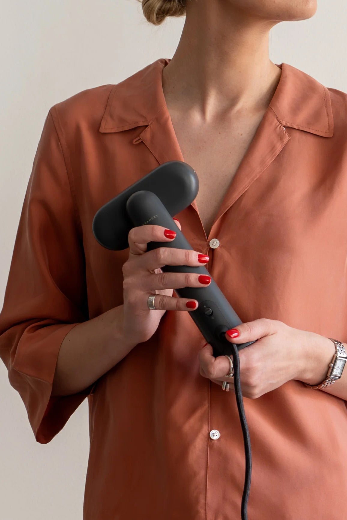 STEAMERY - Cirrus Lite Travel Steamer - Charcoal - BACKYARD