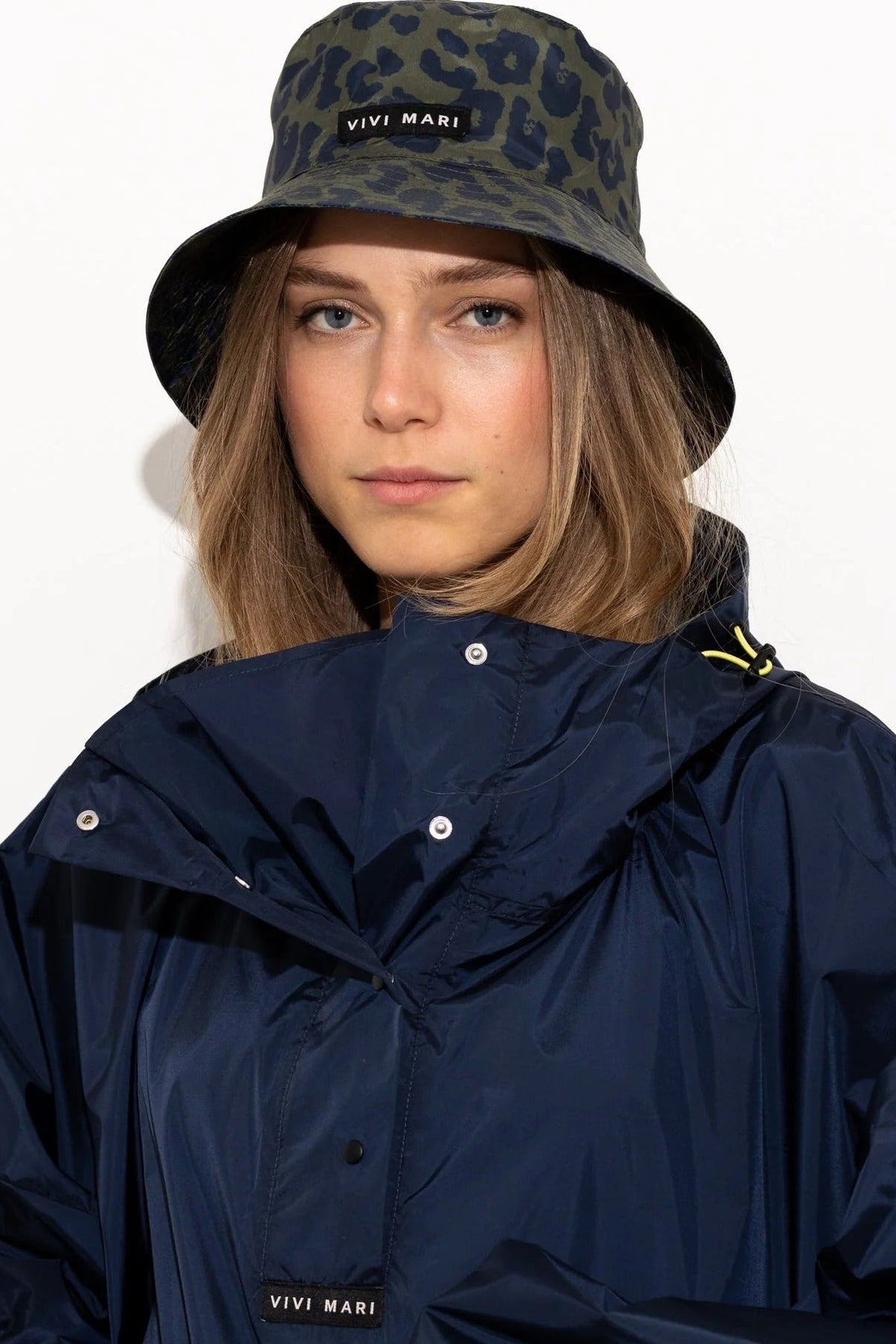 VIVI MARI-Bucket Hat Leo Splashes-Navy Olive-BACKYARD
