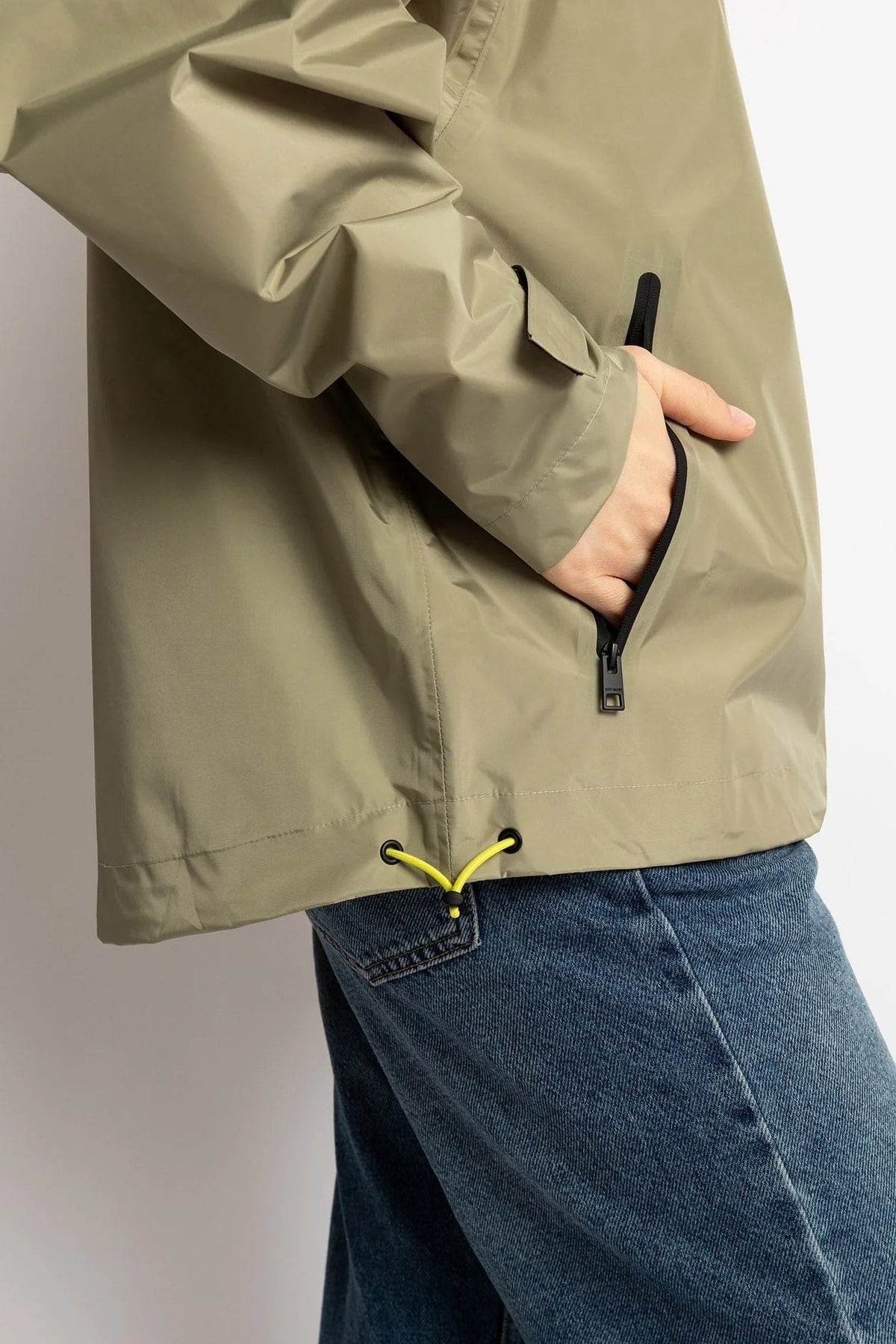 Rain Jacket Solid