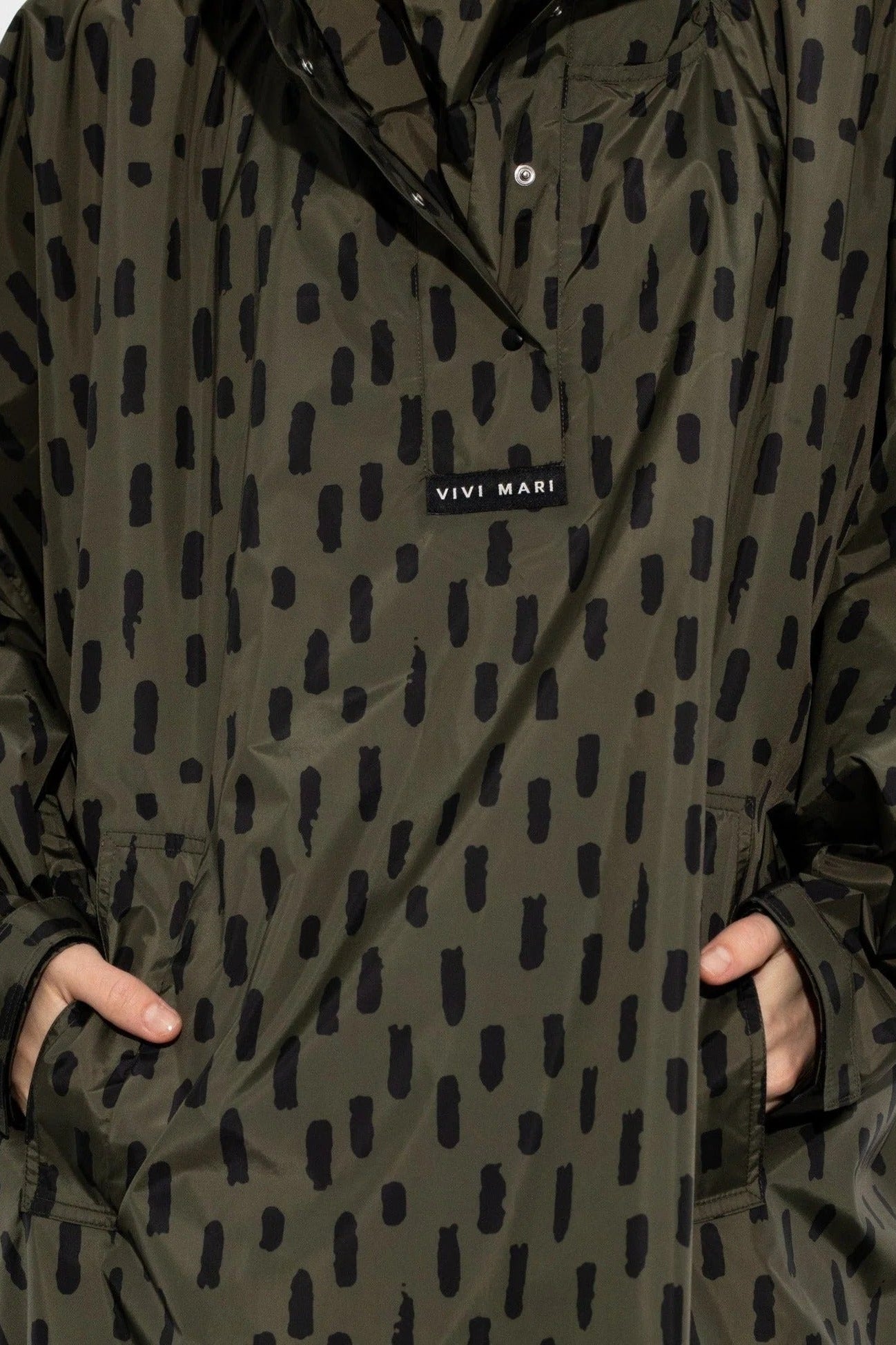 VIVI MARI-Raincoat Drops-Olive Black-BACKYARD