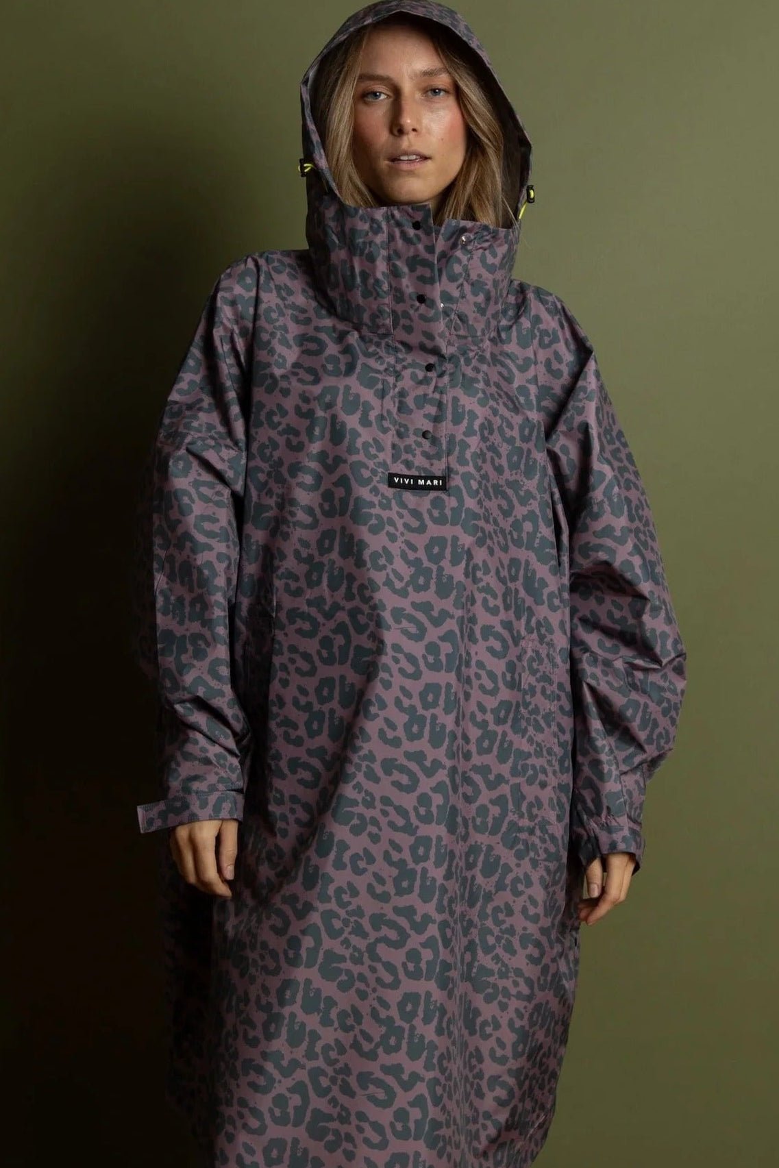 VIVI MARI-Raincoat Leo Splashes-Dark Grey Ash Plum-BACKYARD