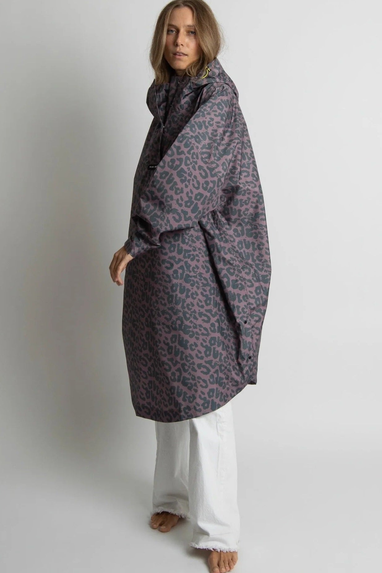 VIVI MARI-Raincoat Leo Splashes-Dark Grey Ash Plum-BACKYARD