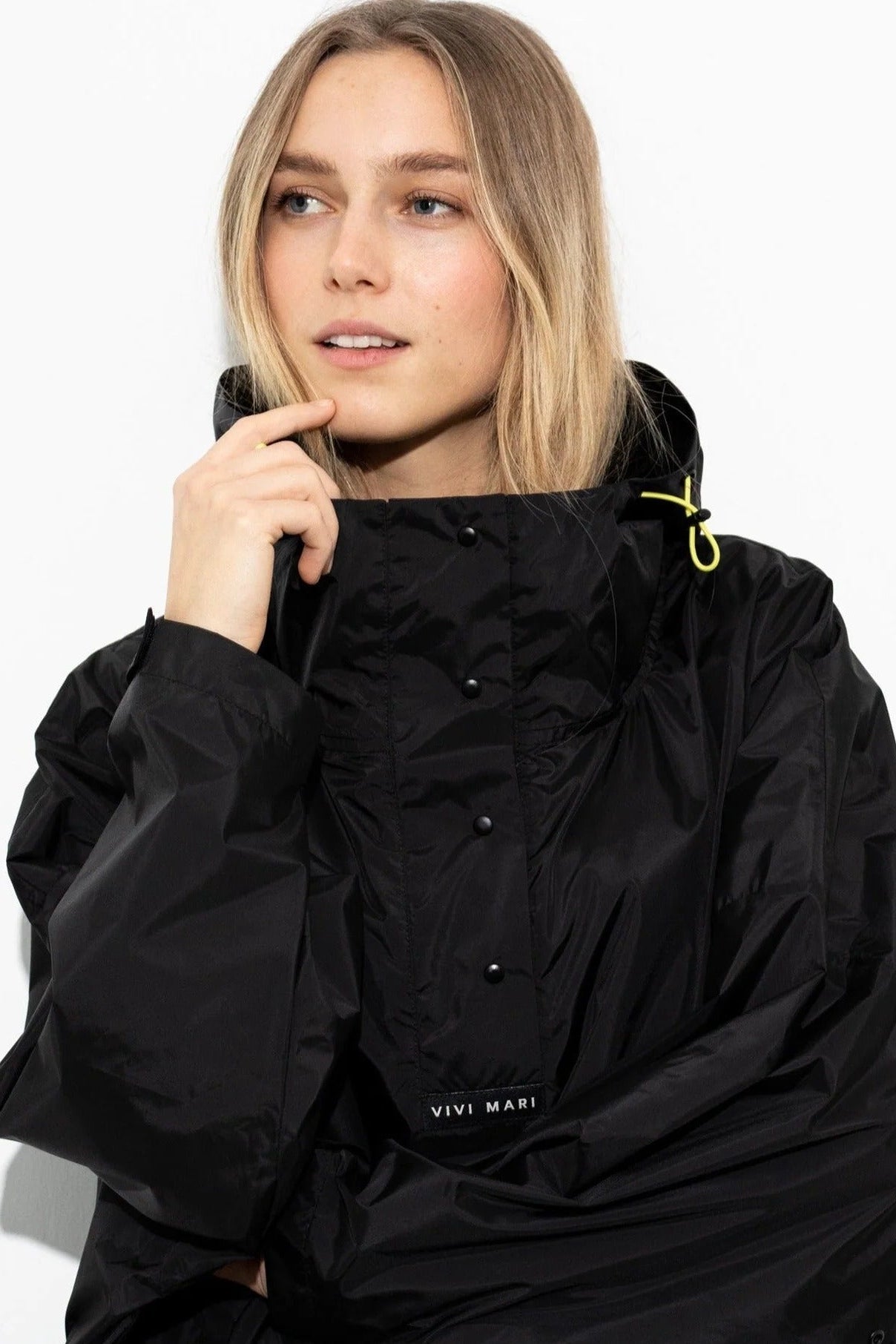 VIVI MARI-Raincoat Solid-Black-BACKYARD