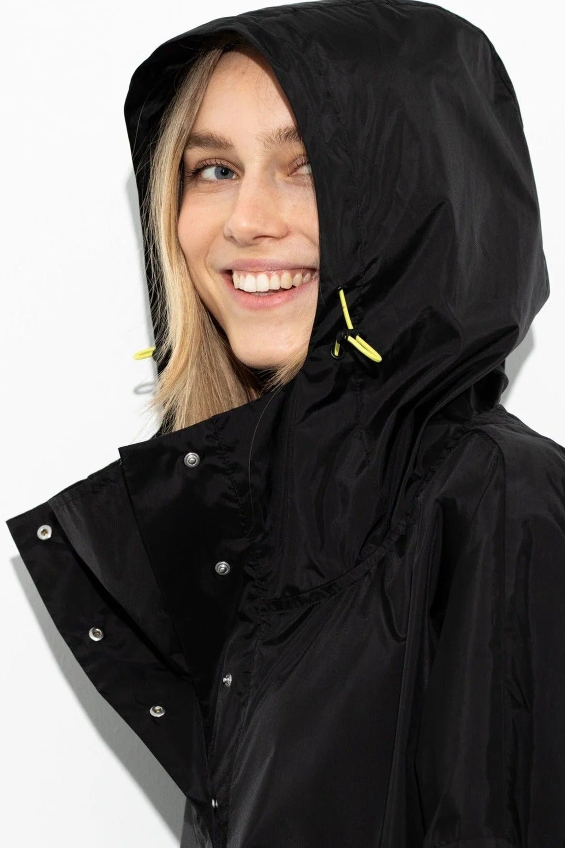 VIVI MARI-Raincoat Solid-Black-BACKYARD