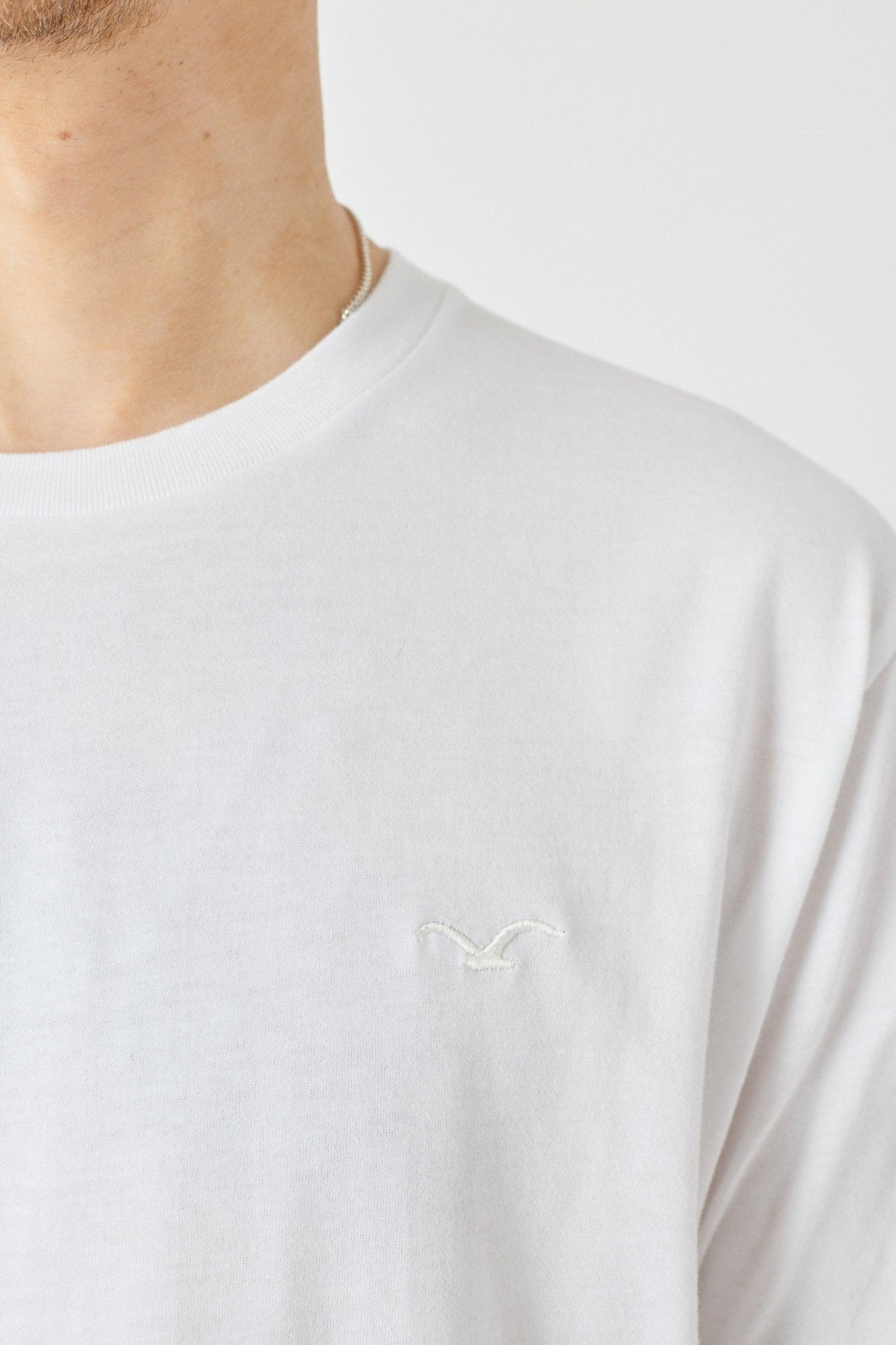 CLEPTOMANICX - Ligull Regular - White - BACKYARD