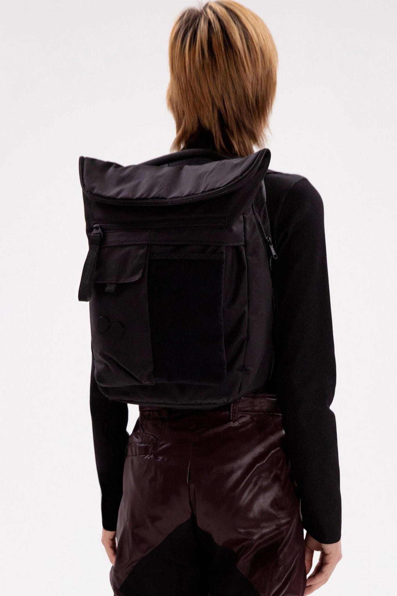 PINQPONQ - Klak Rolltop - Construct Black - BACKYARD
