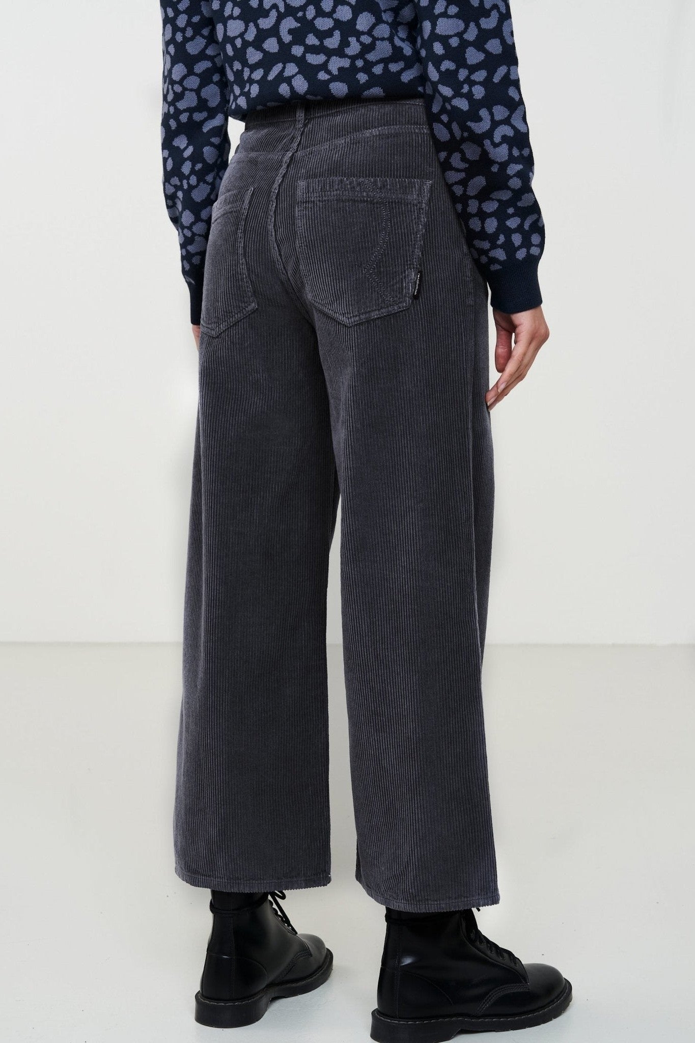 RECOLUTION - Erica Corduroy - Denim Blue - BACKYARD